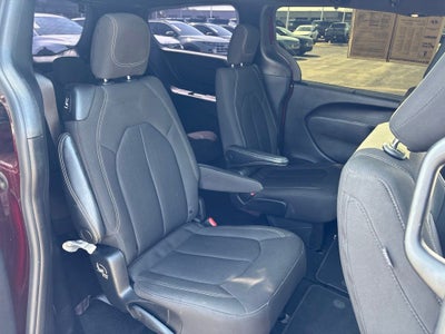 2021 Chrysler Pacifica Touring