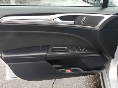 2019 Ford Fusion Hybrid SE