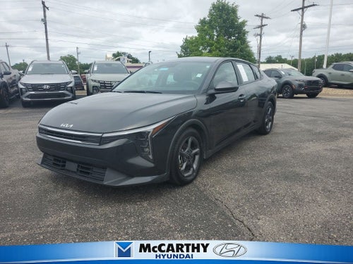 2025 Kia K4 LXS