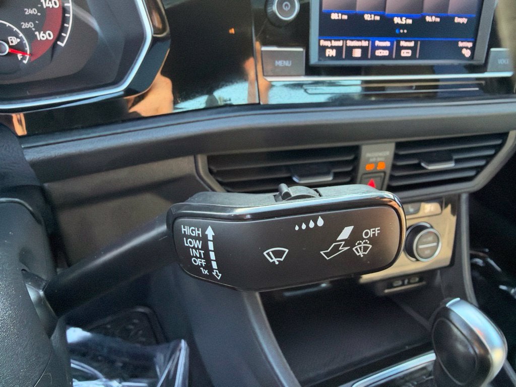 2021 Volkswagen Jetta R-Line