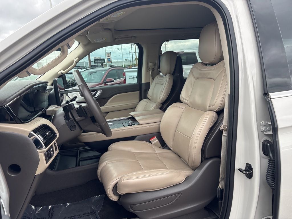 2023 Lincoln Navigator L Reserve