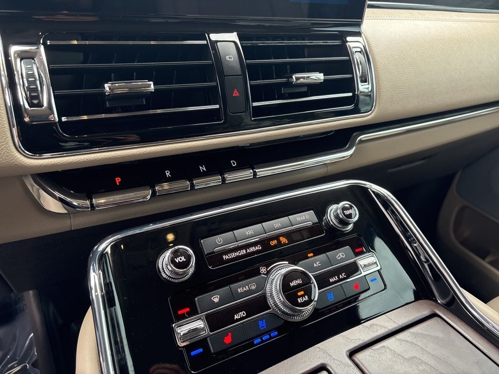 2023 Lincoln Navigator L Reserve