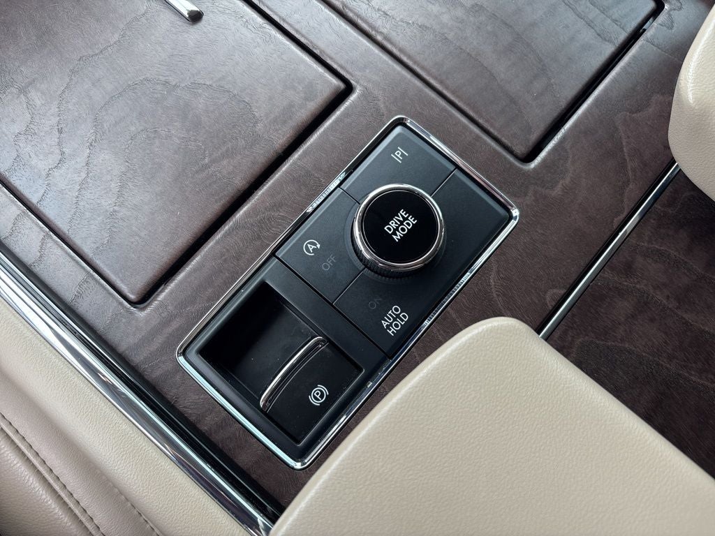 2023 Lincoln Navigator L Reserve