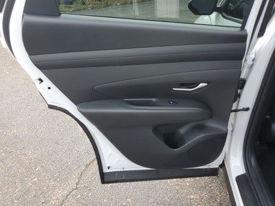 2026 Hyundai Tucson SE FWD