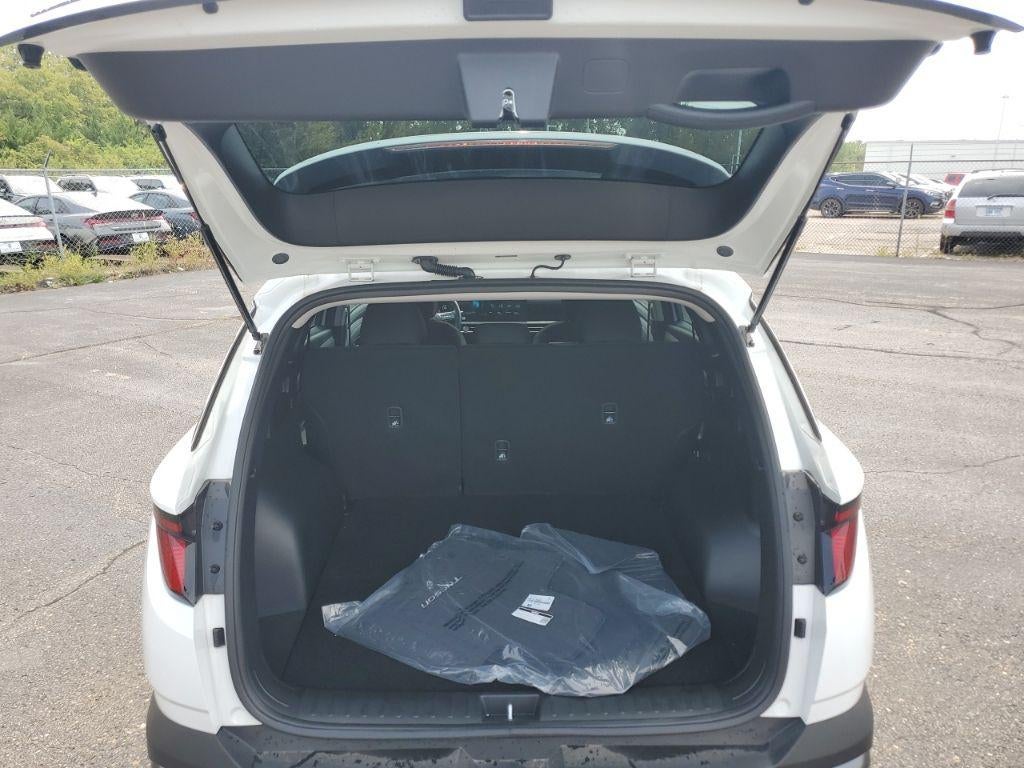 2026 Hyundai Tucson SE FWD