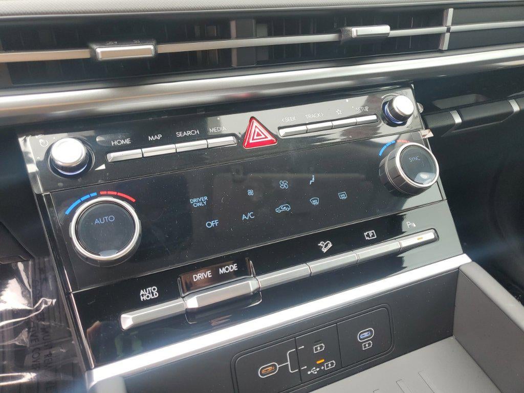 2027 Hyundai Santa Fe Hybrid SE