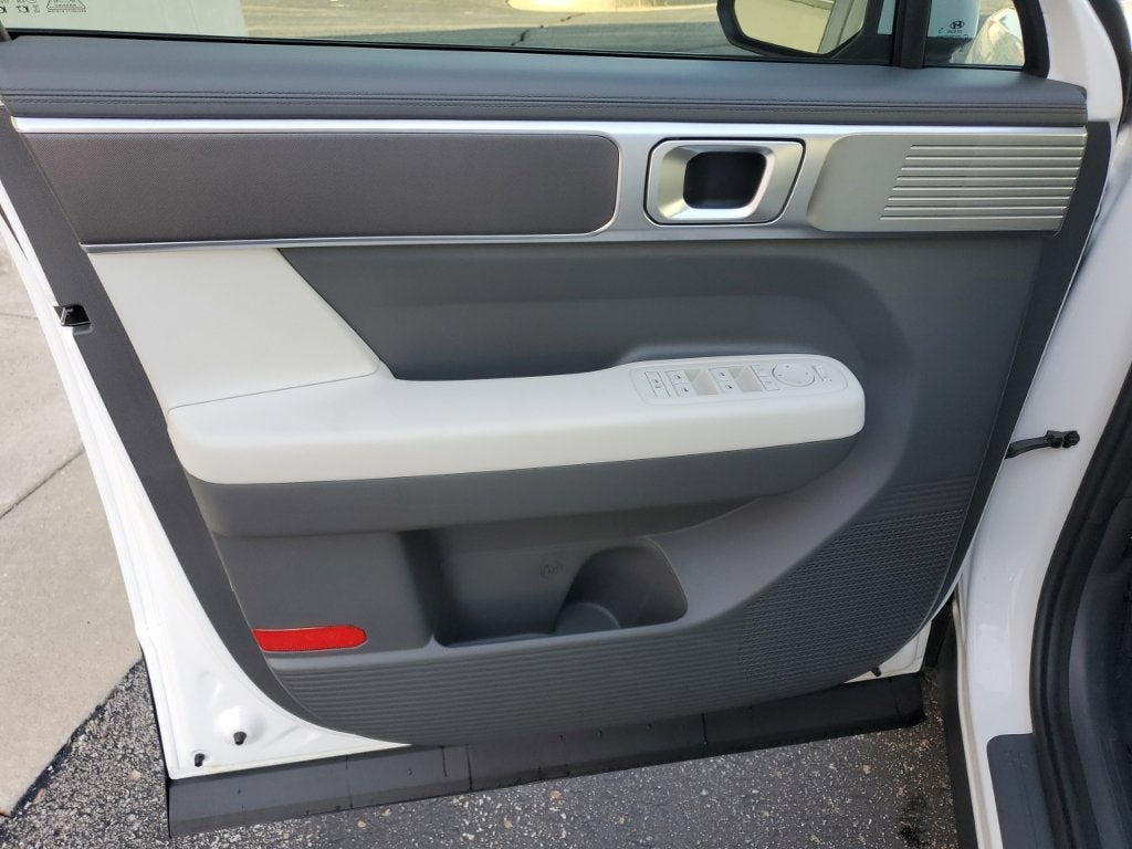 2027 Hyundai Santa Fe SE FWD