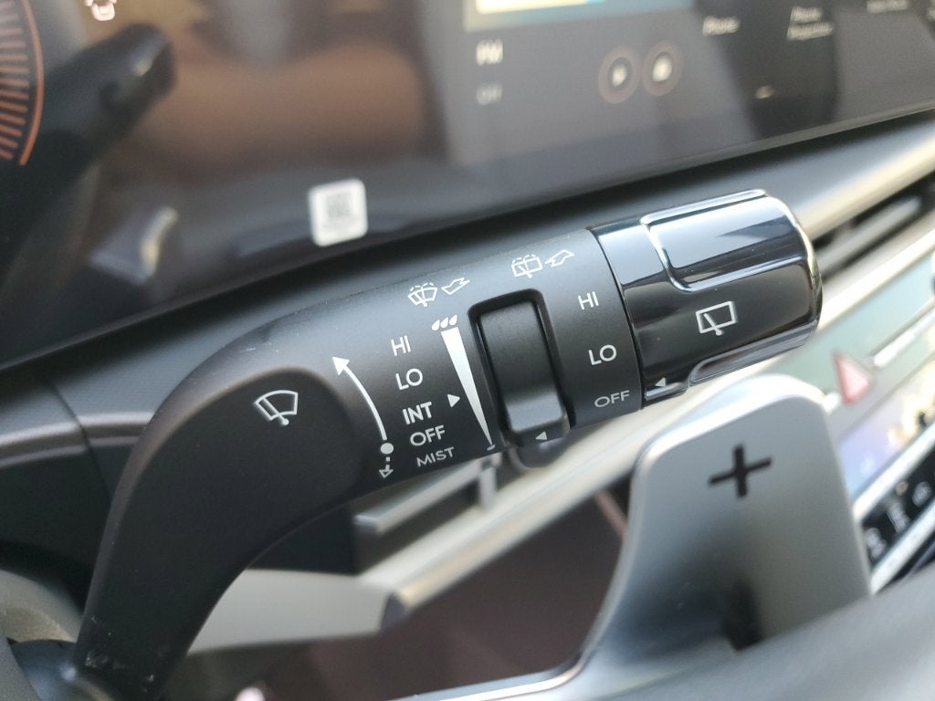 2027 Hyundai Santa Fe SE FWD