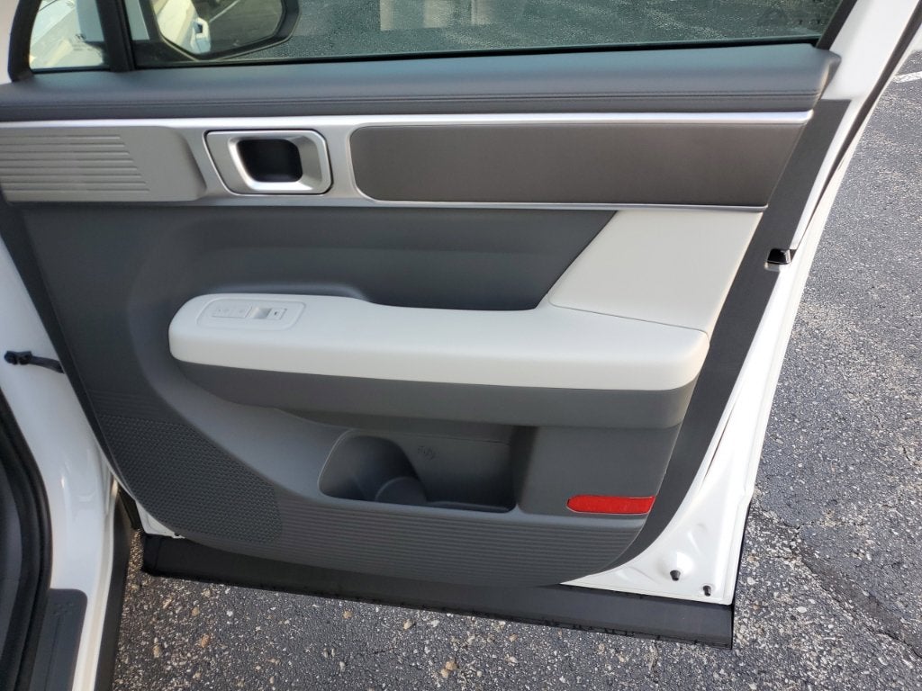 2027 Hyundai Santa Fe SE FWD