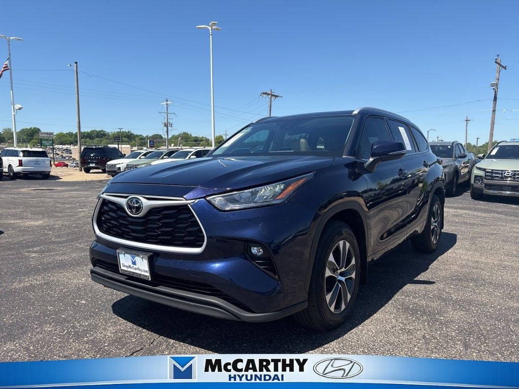 2022 Toyota Highlander XLE