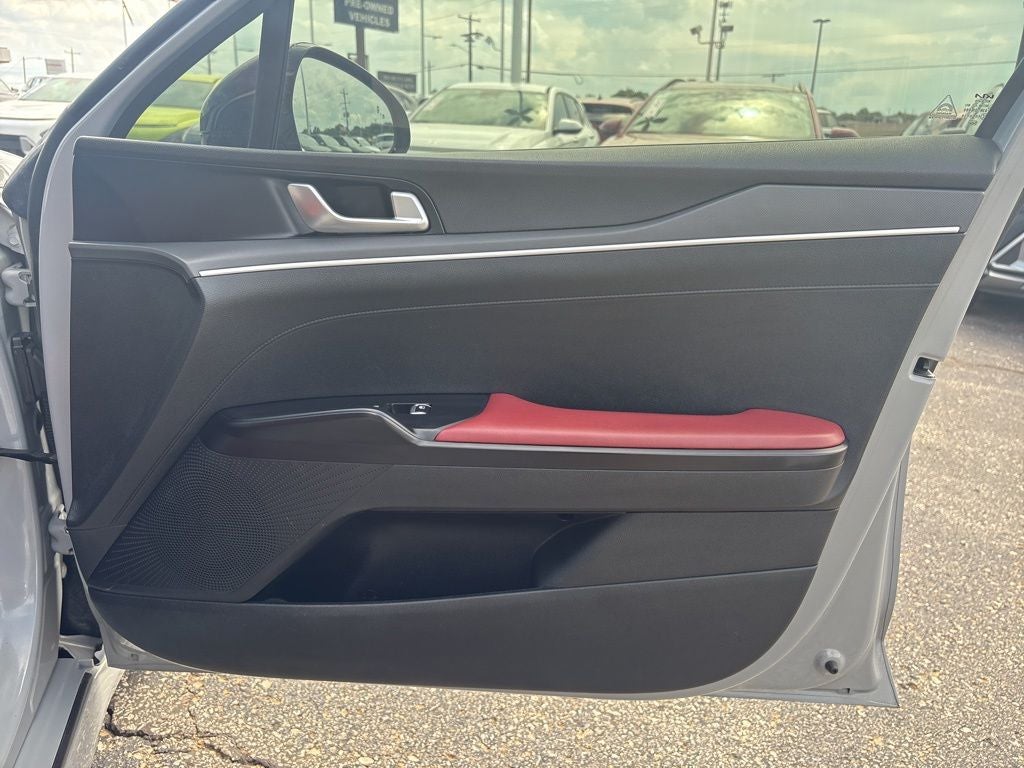 2022 Kia K5 GT-Line