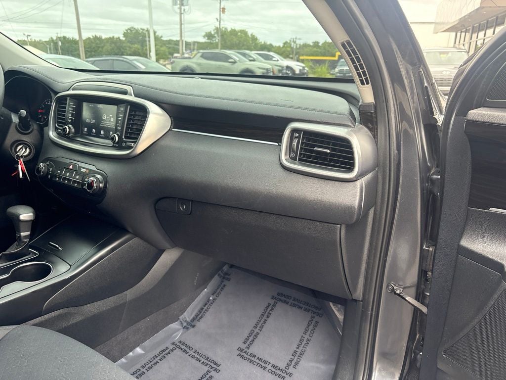 2020 Kia Sorento LX
