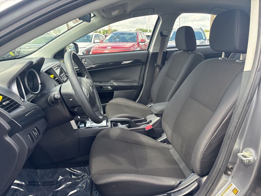 2016 Mitsubishi Lancer ES