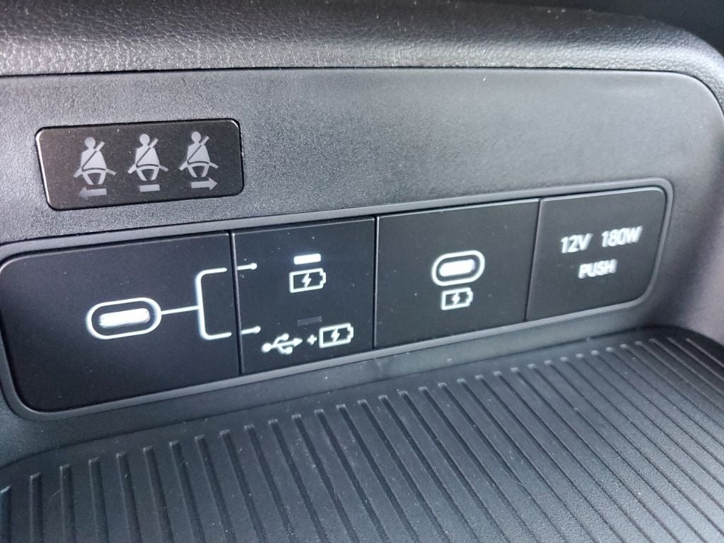 2026 Hyundai Kona SE AWD