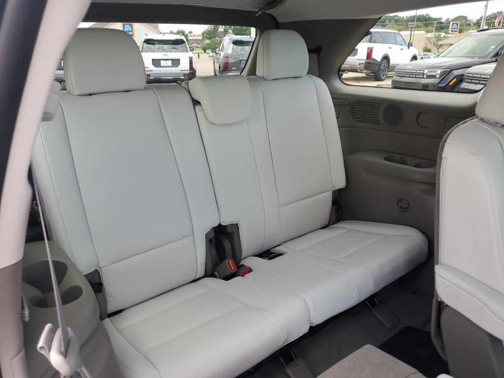 2027 Hyundai Palisade Hybrid SEL 7P