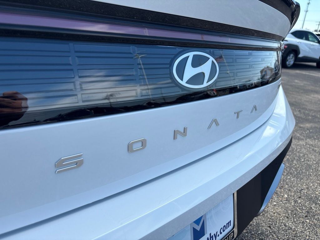 2026 Hyundai Sonata Hybrid Blue