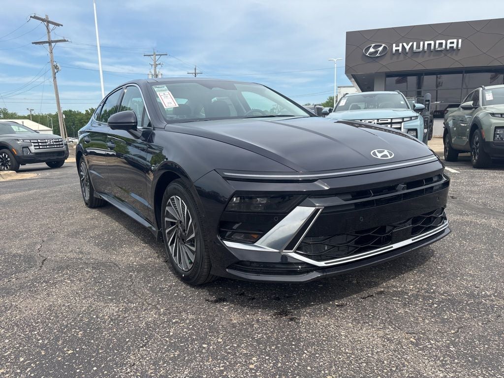 2026 Hyundai Sonata Hybrid Limited
