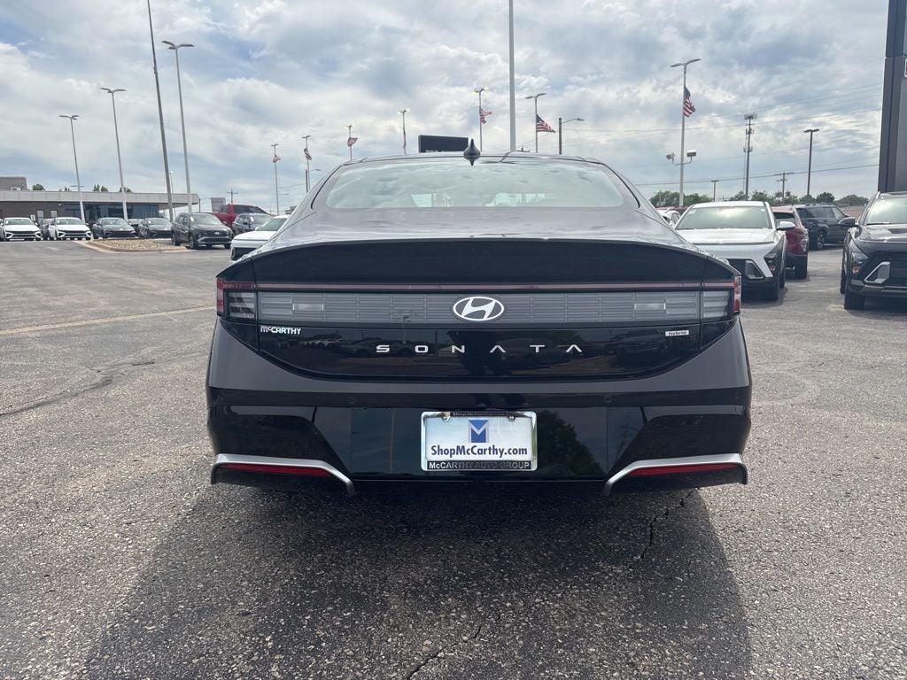2026 Hyundai Sonata Hybrid Limited