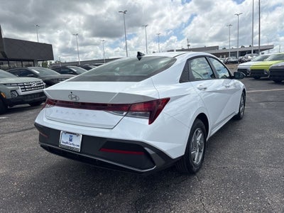 2026 Hyundai Elantra SE