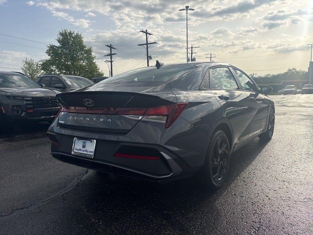 2026 Hyundai Elantra SEL Sport