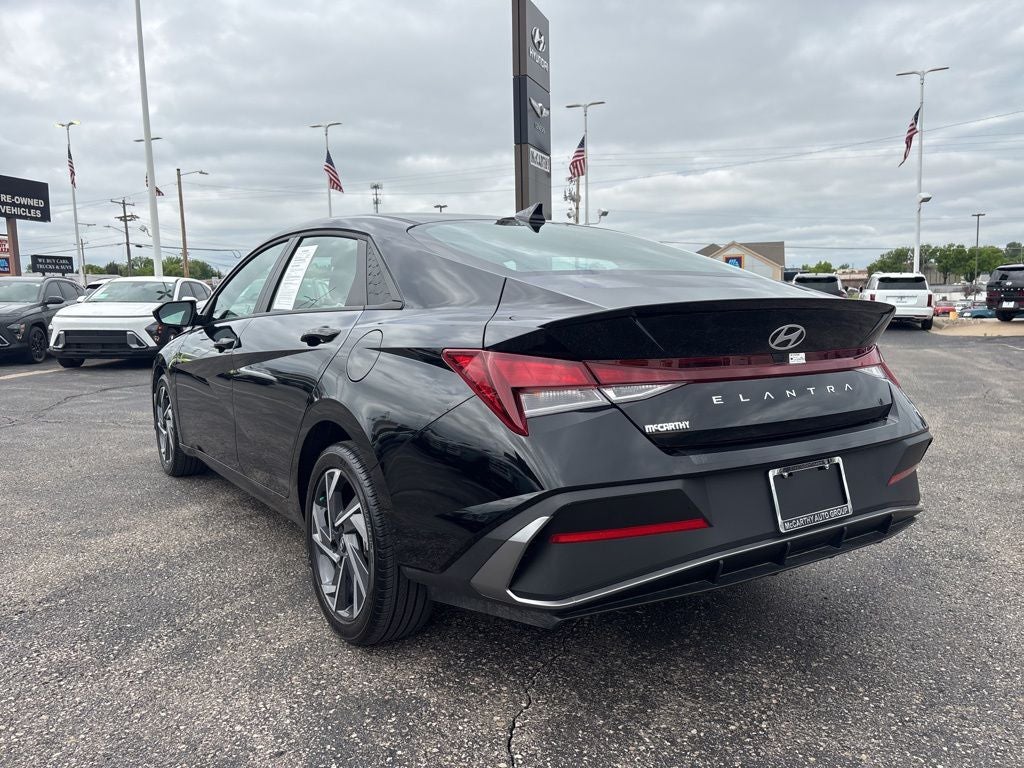 2025 Hyundai Elantra SEL Sport