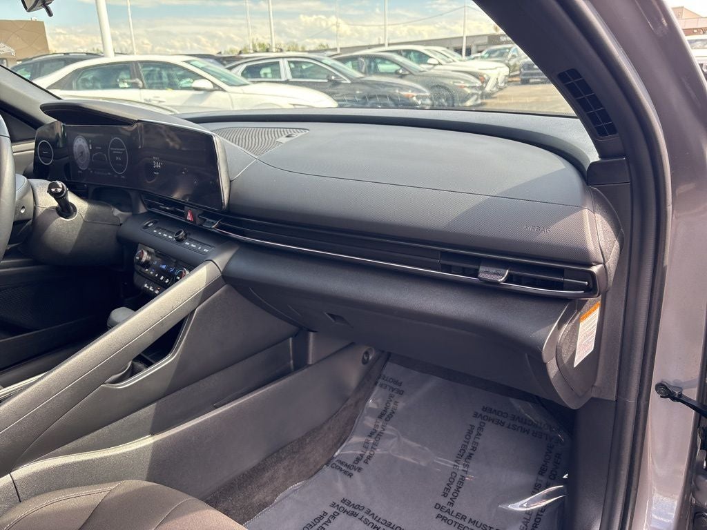 2025 Hyundai Elantra Hybrid SEL Sport