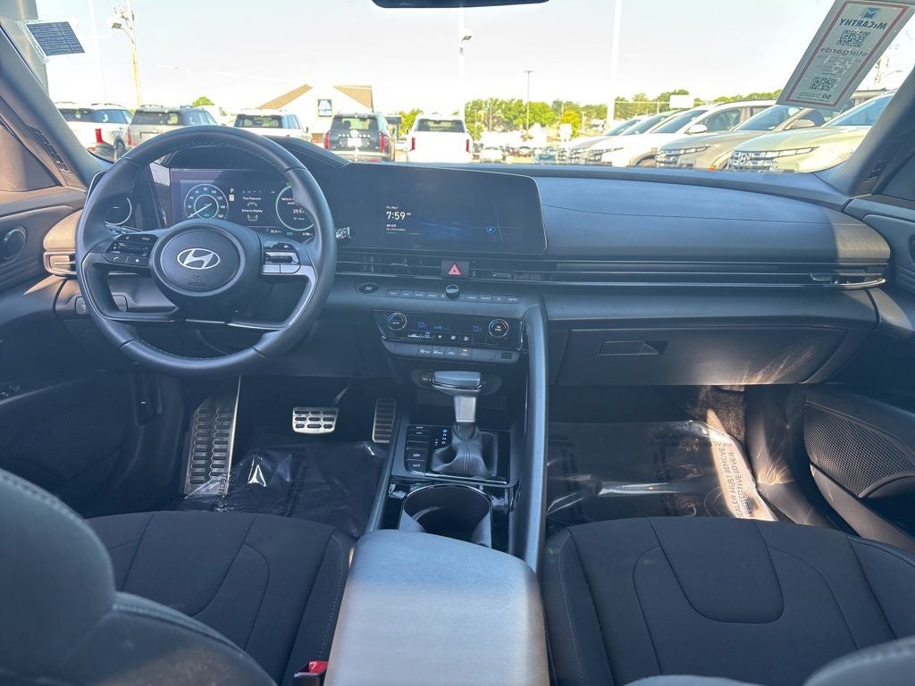 2025 Hyundai Elantra Hybrid SEL Sport