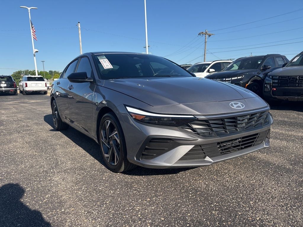 2025 Hyundai Elantra Hybrid SEL Sport
