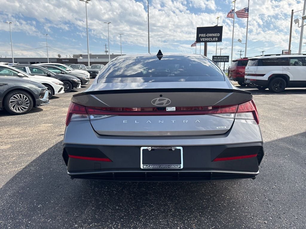 2025 Hyundai Elantra Hybrid SEL Sport