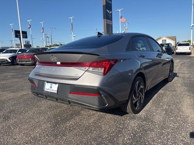 2025 Hyundai Elantra Hybrid SEL Sport
