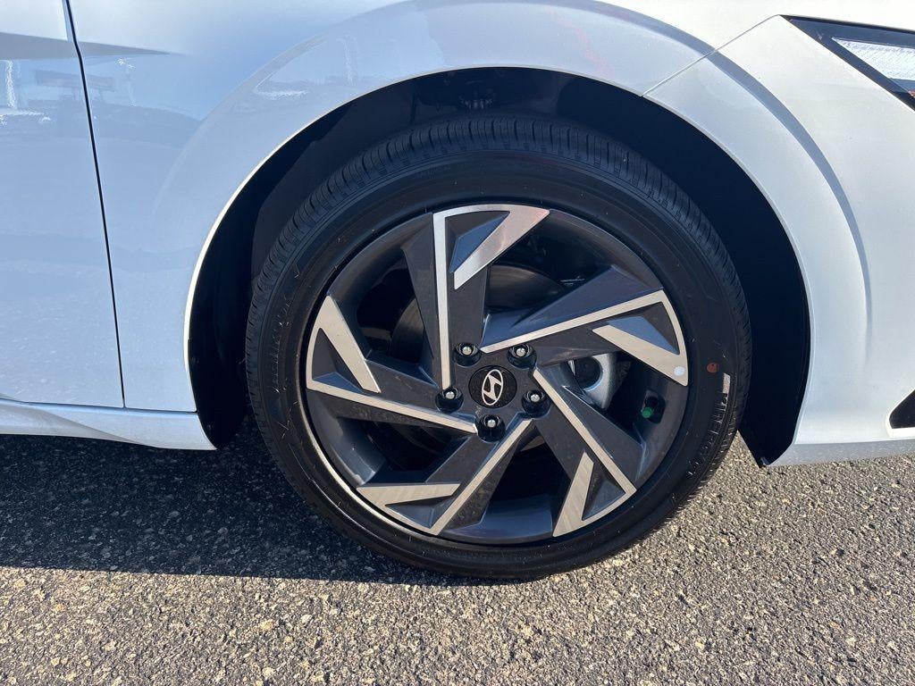 2026 Hyundai Elantra Hybrid Limited