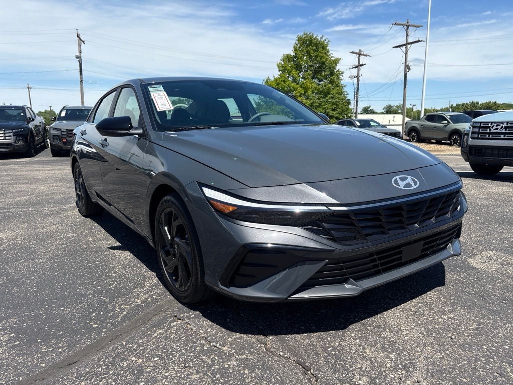 2026 Hyundai Elantra SEL Sport