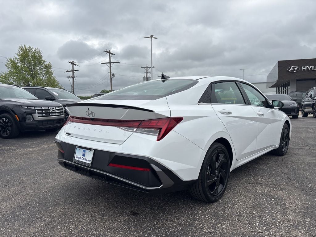 2026 Hyundai Elantra SEL Sport Premium