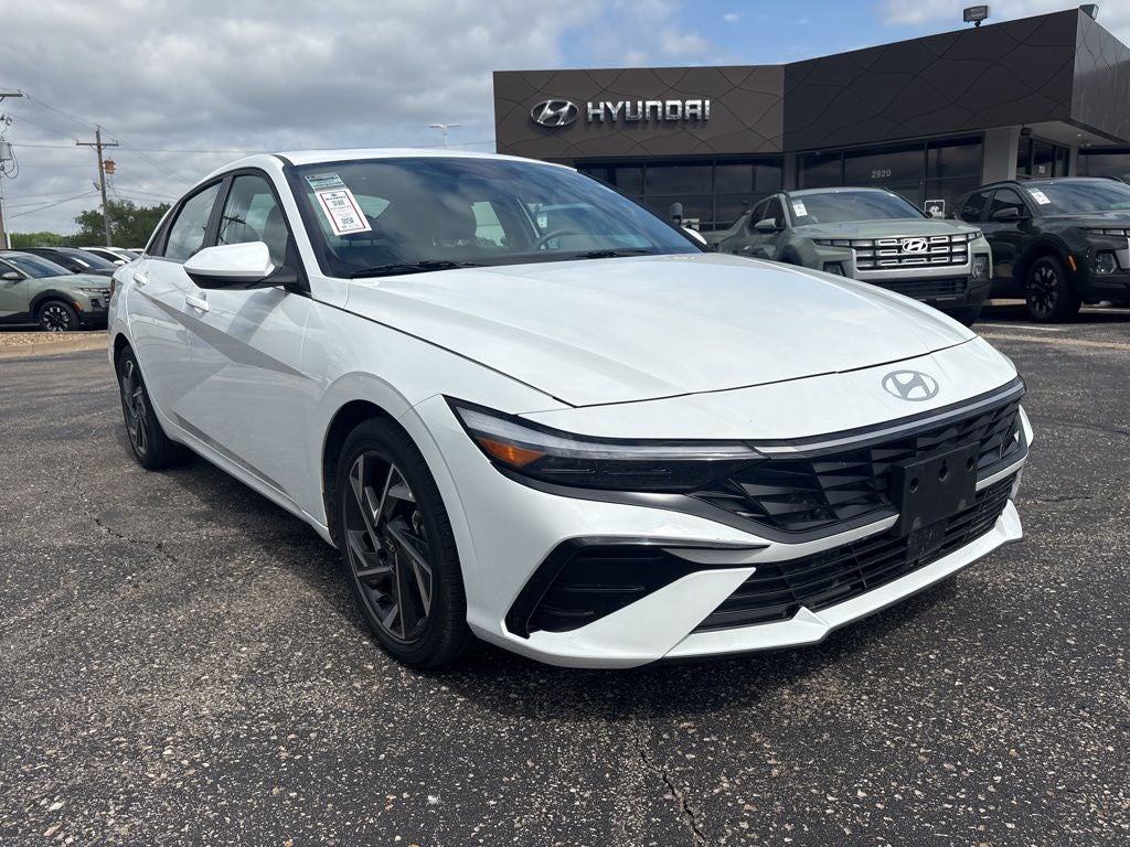 2025 Hyundai Elantra SEL Convenience