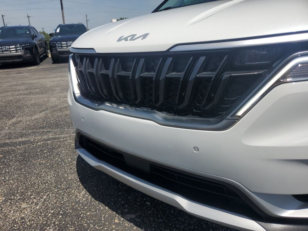 2024 Kia Carnival EX