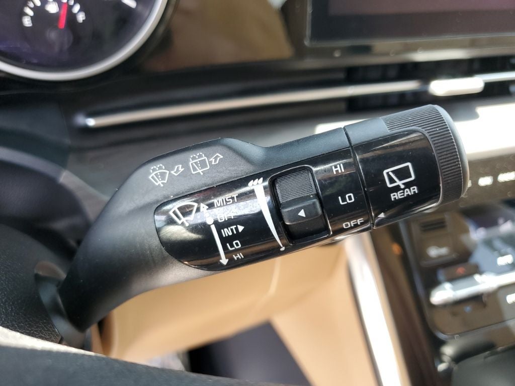 2024 Kia Carnival EX