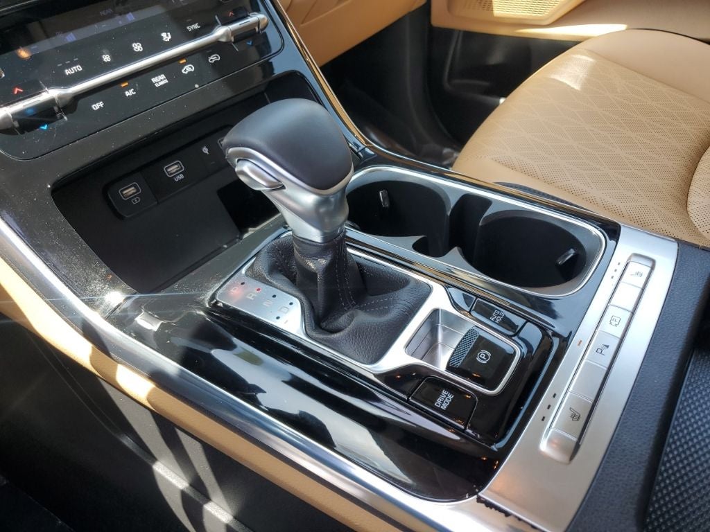 2024 Kia Carnival EX