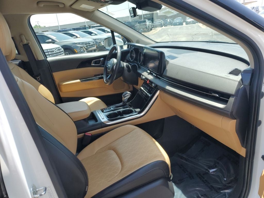 2024 Kia Carnival EX