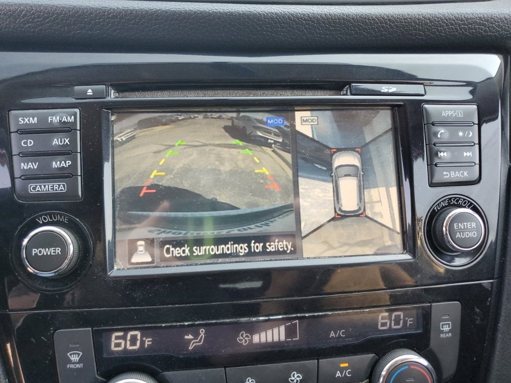 2015 Nissan Rogue SV