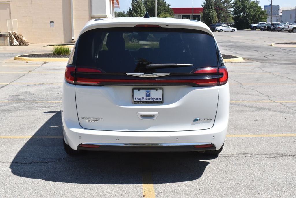 2024 Chrysler Pacifica Hybrid Select