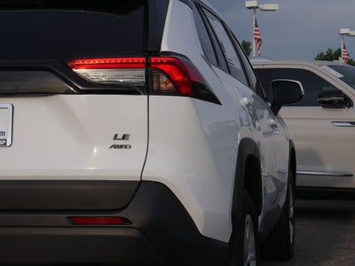 2019 Toyota RAV4 LE
