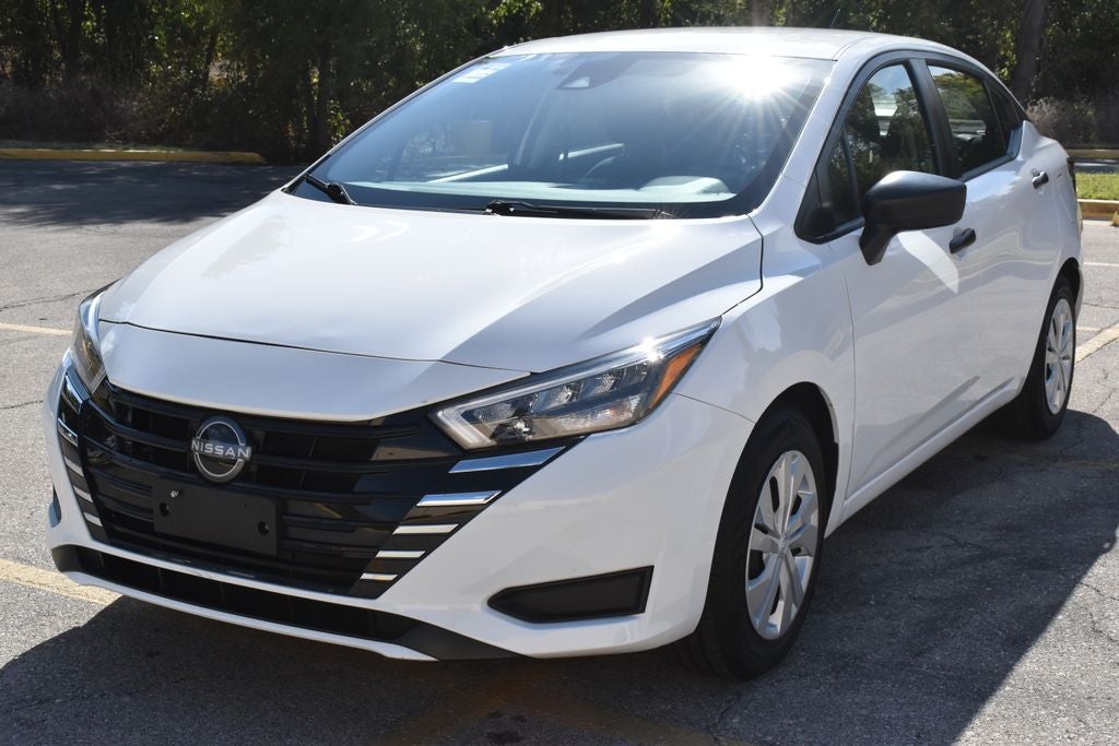 2025 Nissan Versa 1.6 S