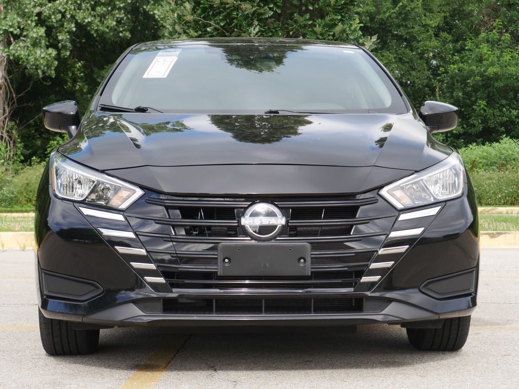 2023 Nissan Versa 1.6 SV