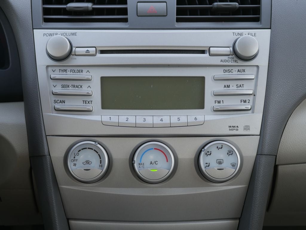 2010 Toyota Camry LE