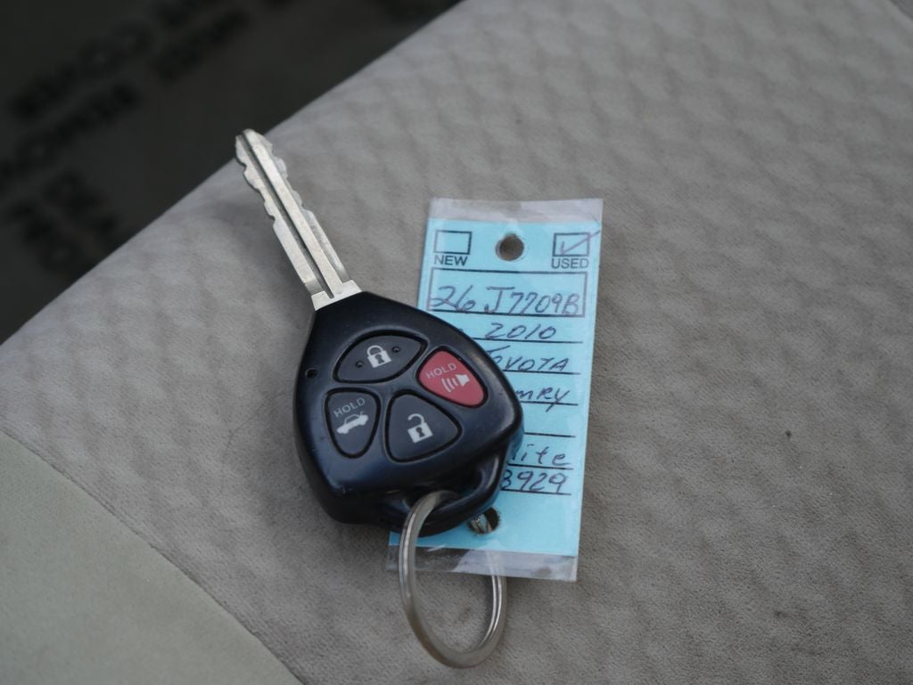 2010 Toyota Camry LE