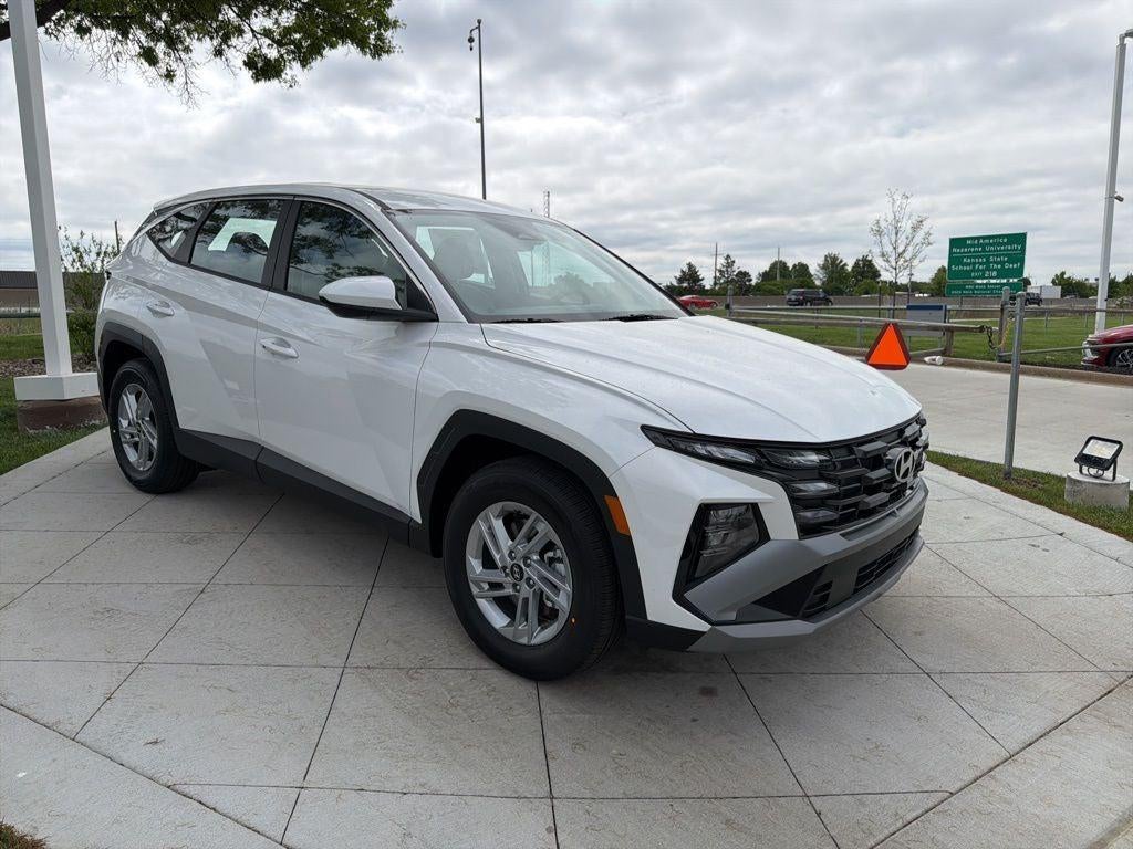 2026 Hyundai Tucson SE FWD