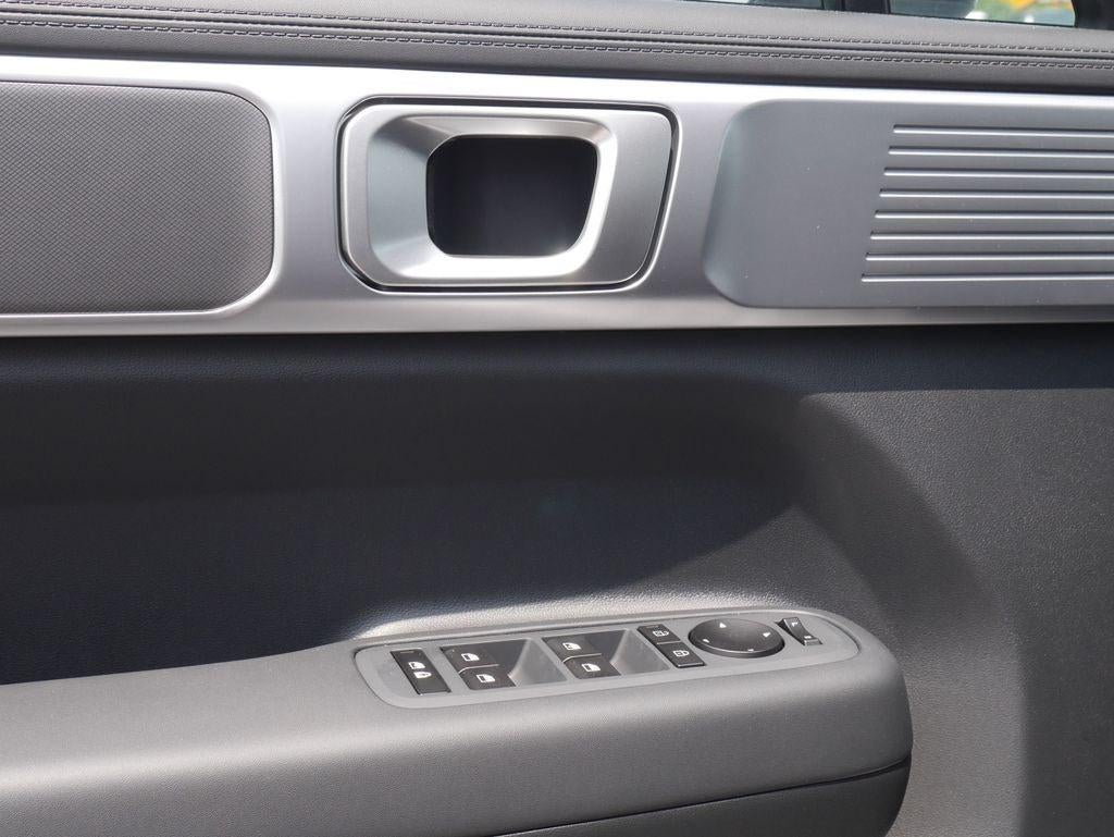 2026 Hyundai Santa Fe SE FWD