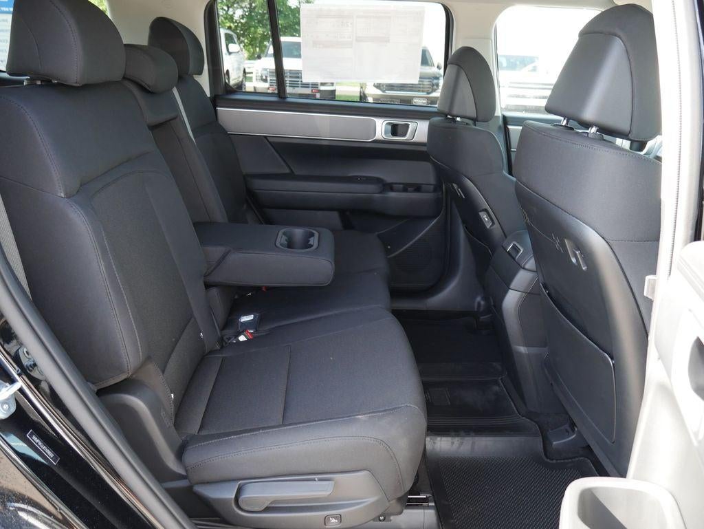 2026 Hyundai Santa Fe SE FWD