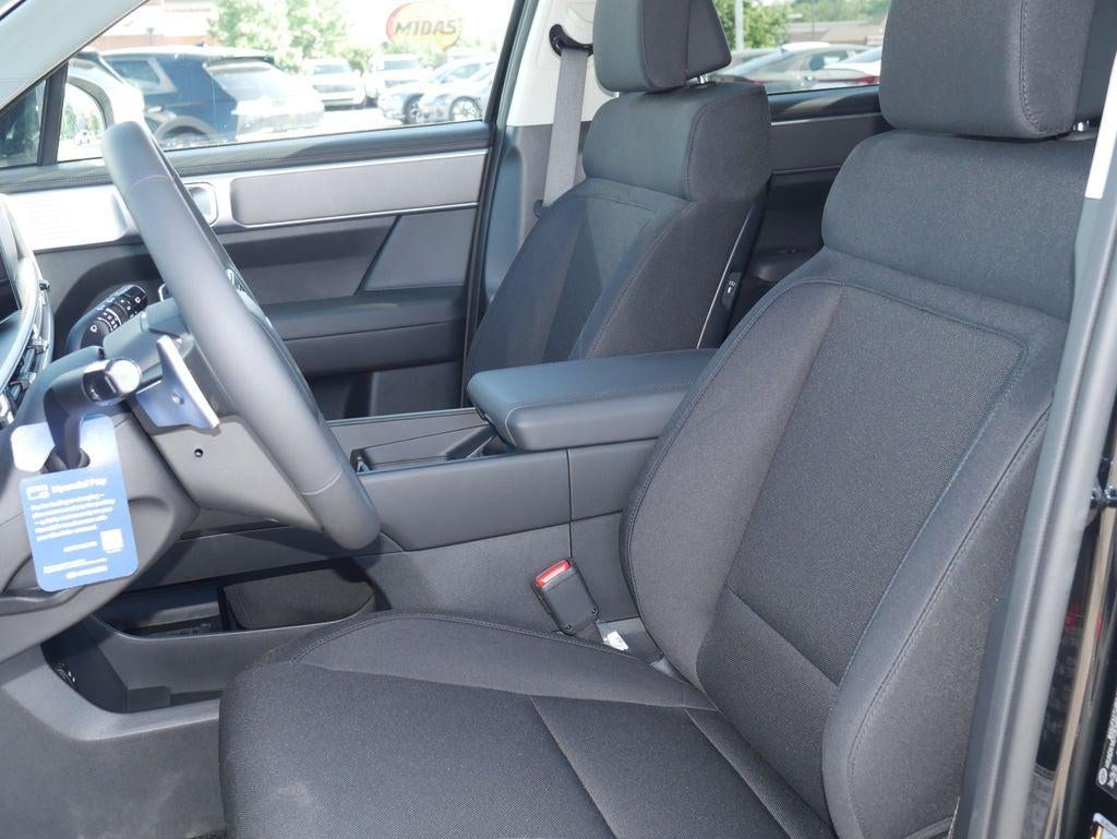 2026 Hyundai Santa Fe SE FWD