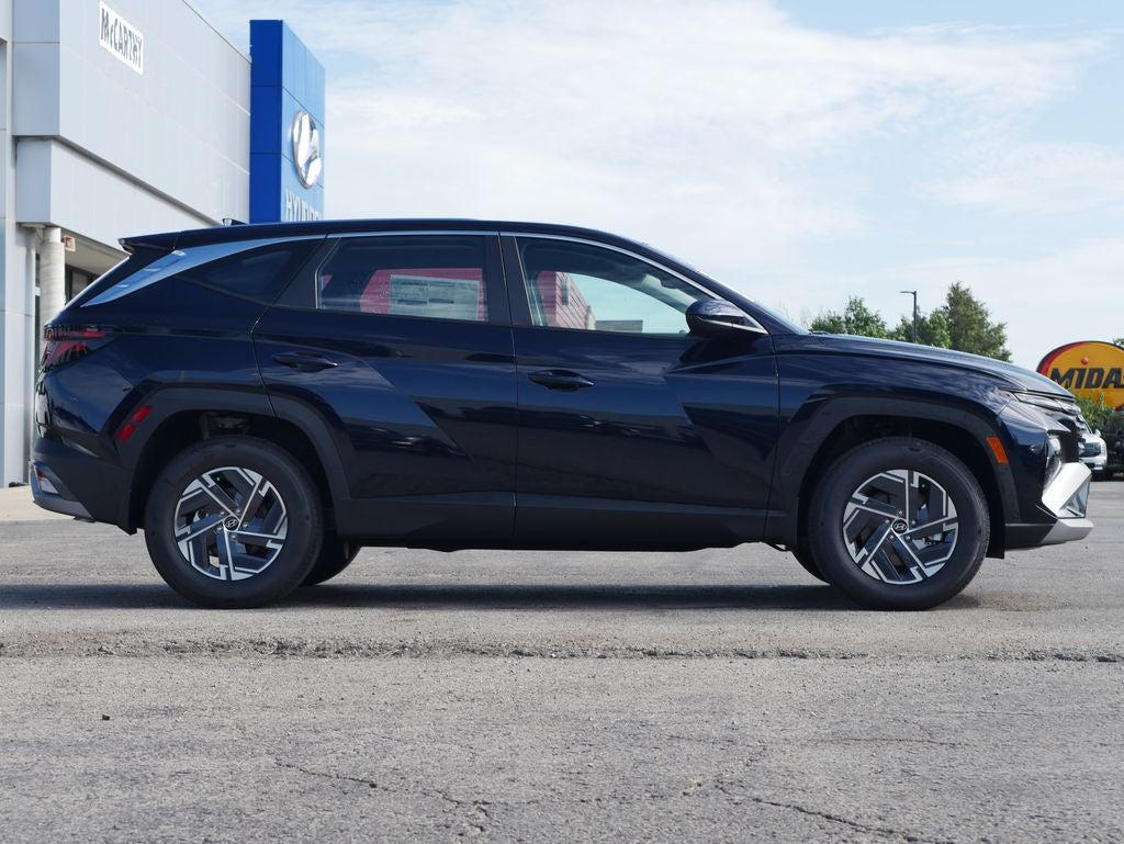 2026 Hyundai Tucson Hybrid Blue SE